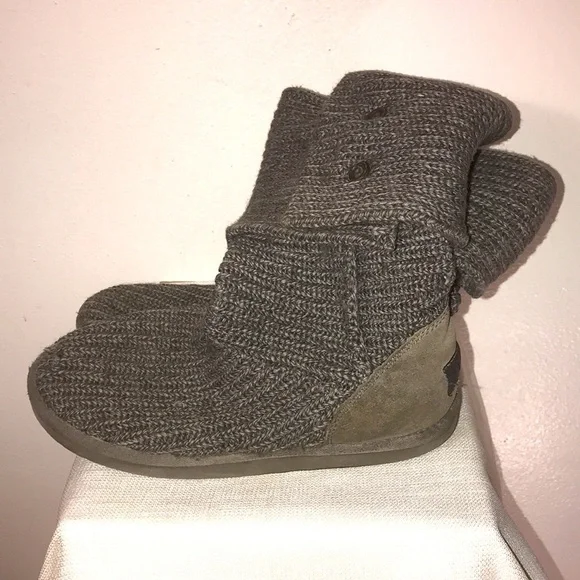 UGG boots - Picture 7 of 10